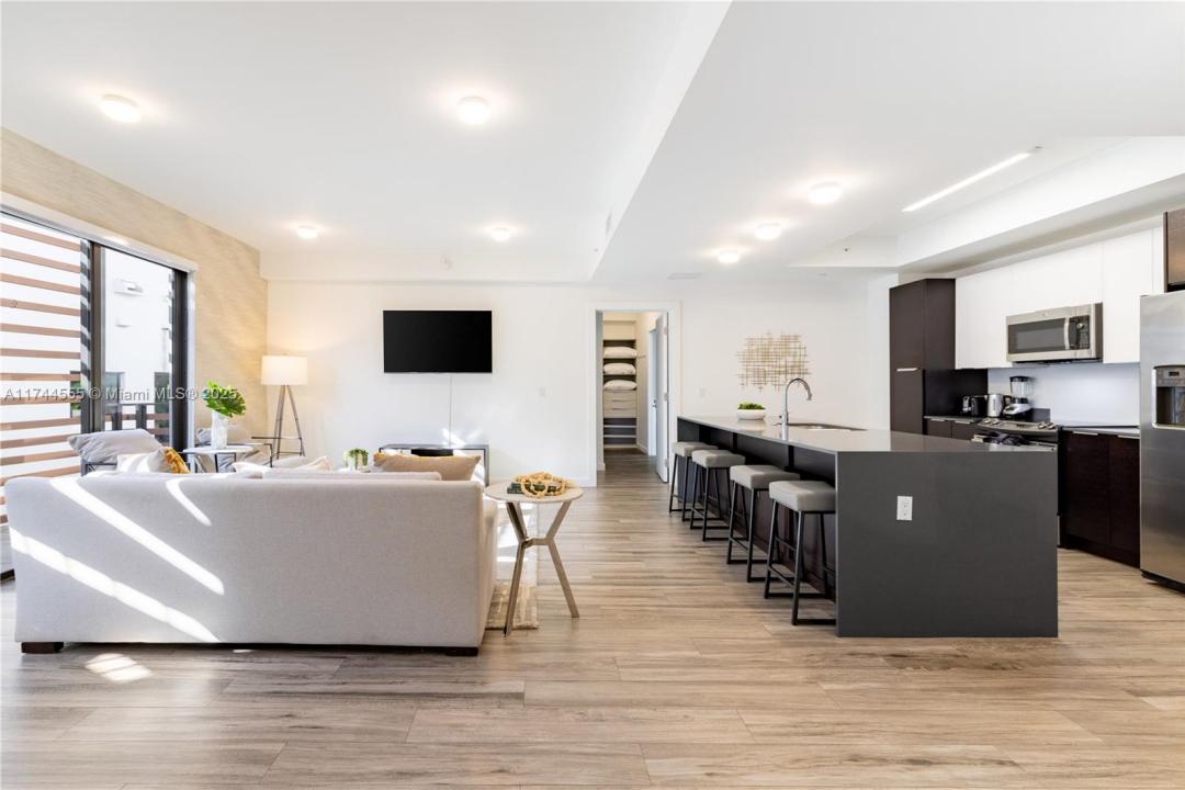 2955 Bird Ave, Miami, Florida 33133, HOA KỲ