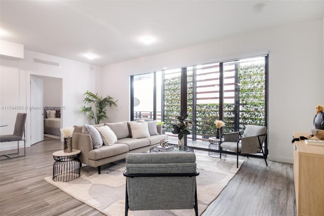 2955 Bird Ave, Miami, Florida 33133, HOA KỲ