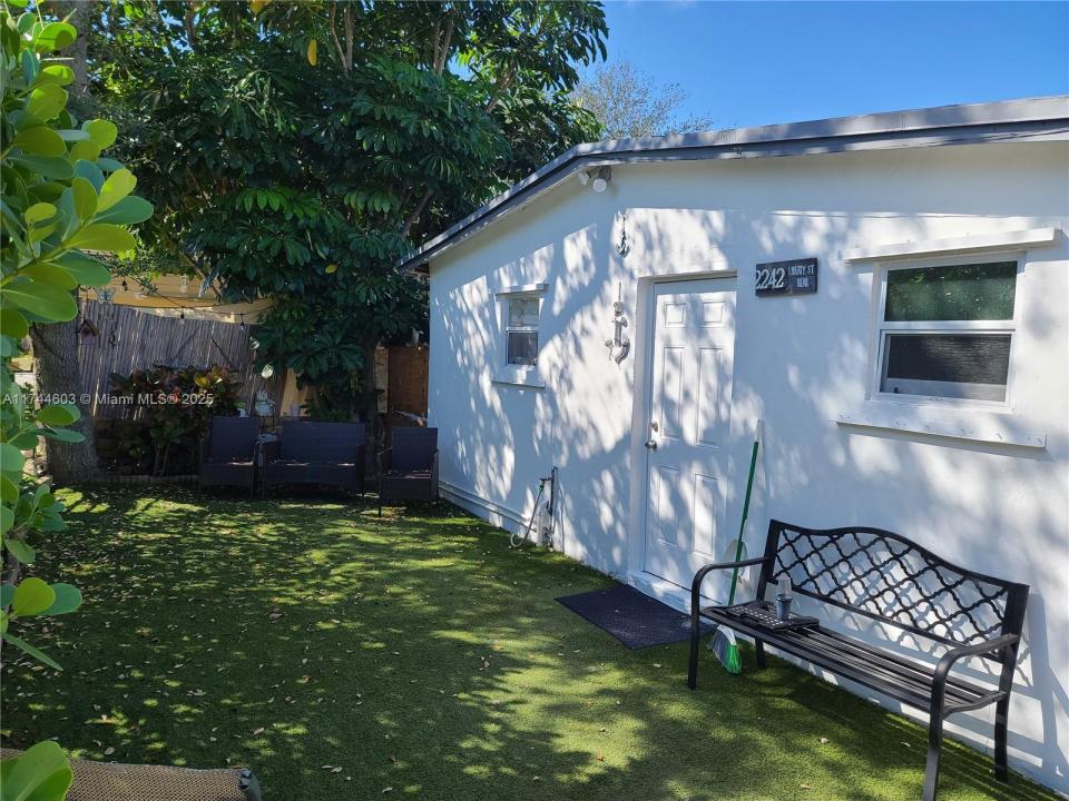 2242 Liberty St 1, Hollywood, Florida 33020
