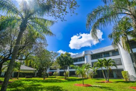 1490 Sheridan St 12A, Hollywood, Florida 33020, USA