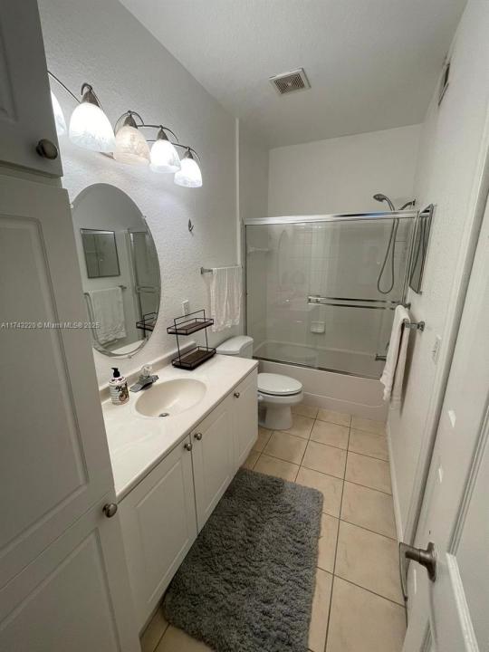2519 Lancien Ct 5, Orlando, Florida 32826, Amerika Birleşik Devletleri
