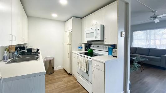 3009 Cornwall A 3009, Boca Raton, Florida 33434, USA