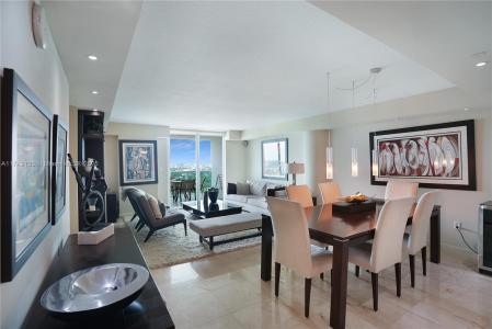 2101 Brickell Ave 1812, Miami, Florida 33129, USA