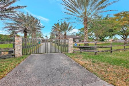 17500 SW 68th Ct, Southwest Ranches, Florida 33331, USA