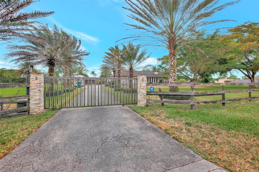 17500 SW 68th Ct, Southwest Ranches, 佛羅里達州 33331, 美國