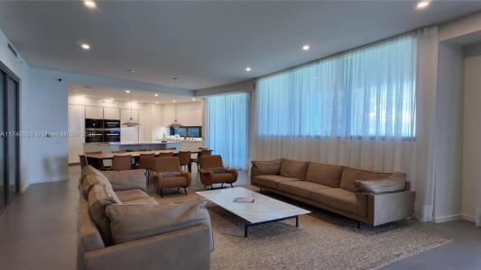 18555 Collins Ave 905, Sunny Isles Beach, Florida 33160, USA