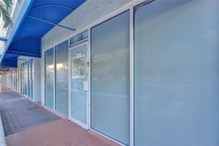 7601 E Treasure Dr CU-2, North Bay Village, Floride 33141, États-Unis