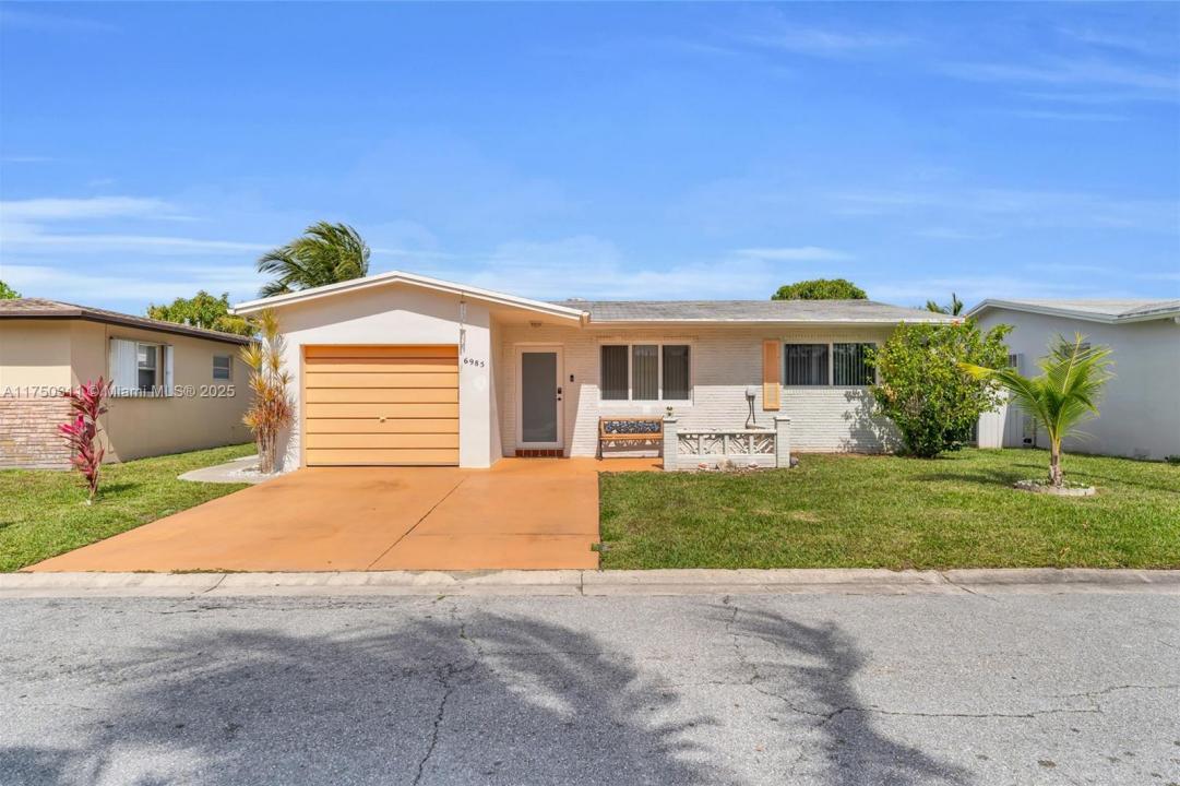 6985 NW 11th Ct, Margate, Флорида 33063, Соединенные Штаты
