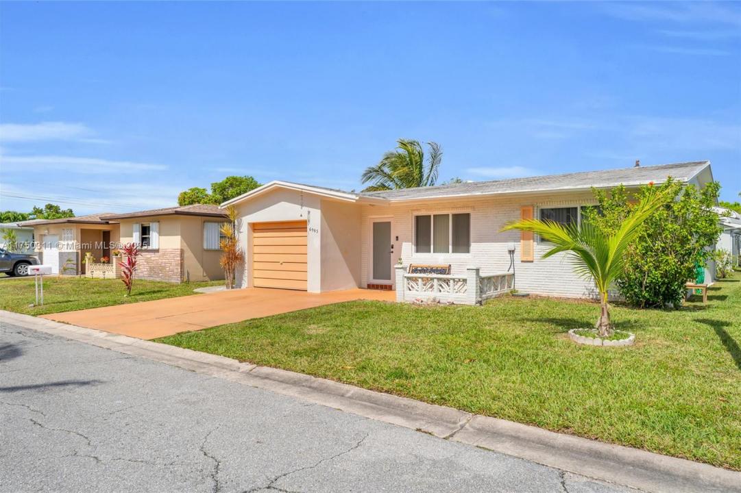 6985 NW 11th Ct, Margate, Флорида 33063, Соединенные Штаты