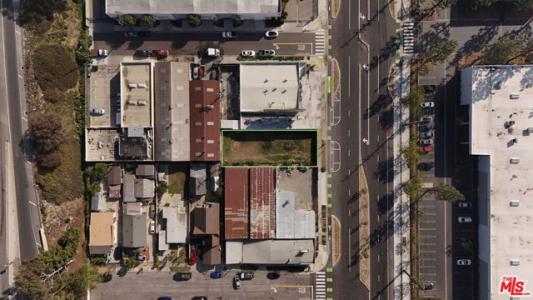 E Artesia Boulevard, Long Beach, California 90805