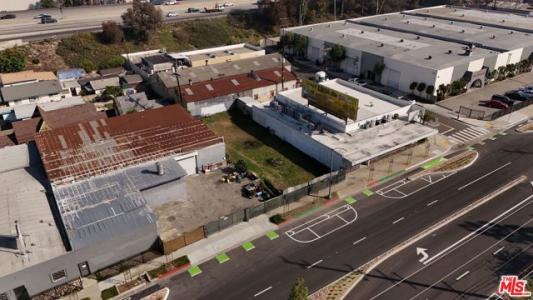 E Artesia Boulevard, Long Beach, California 90805