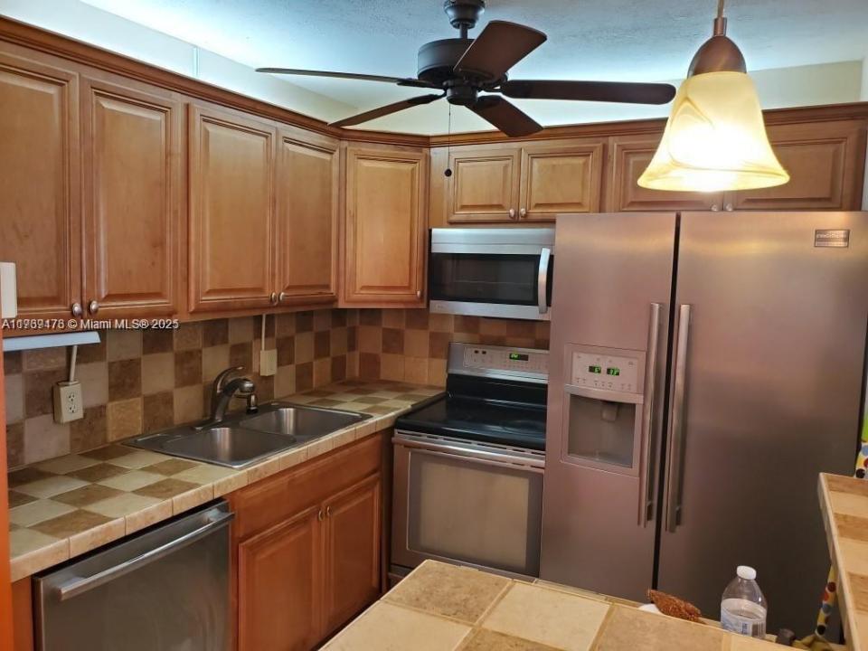 275 Windsor L 275, West Palm Beach, Florida 33417, Stati Uniti