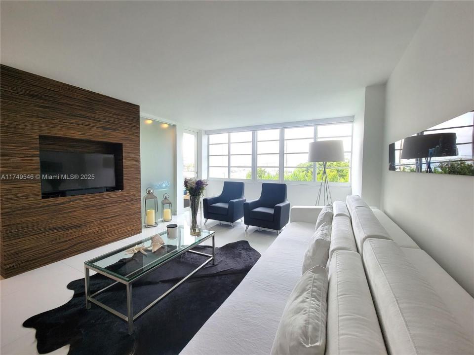 1670 Lincoln Ct 3B, Miami Beach, Флорида 33139, Соединенные Штаты