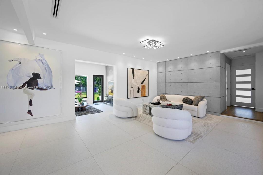 14745 N Spur Dr 14745, Miami, Florida 33161, Estados Unidos