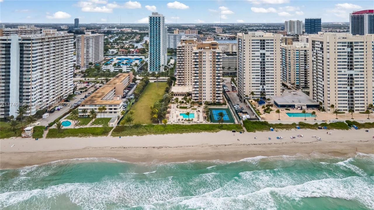 1920 S Ocean Dr (Avail Now -11/30) 17D, Hallandale Beach, フロリダ 33009, アメリカ合衆国