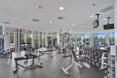 6515 Collins Ave 910, Miami Beach, Florida 33141, USA