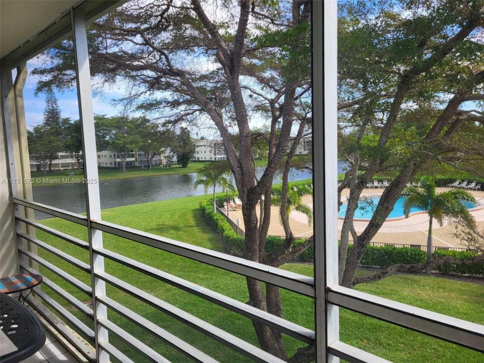 124 Dorset C 124, Boca Raton, Florida 33434