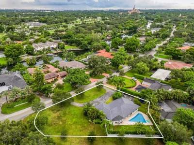 4825 Granada Blvd, Coral Gables, Florida 33146, USA