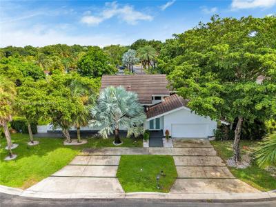 9473 NW 49th Doral Ln, Doral, Florida 33178, USA
