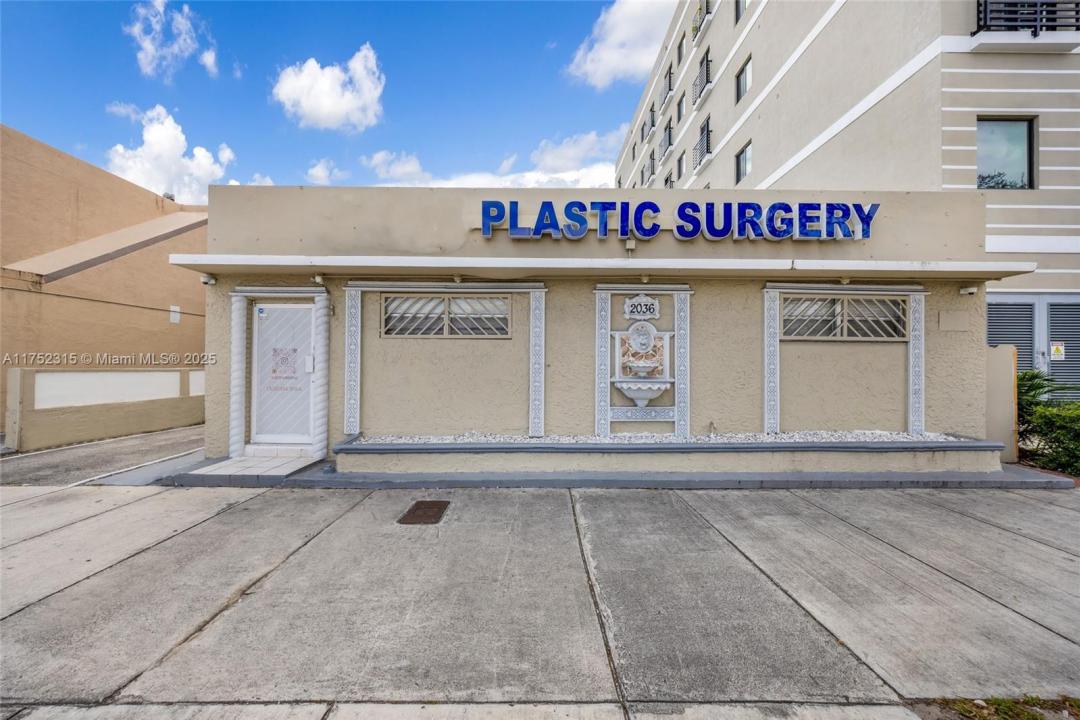 2036 SW 1st St, Miami, Floride 33135, États-Unis