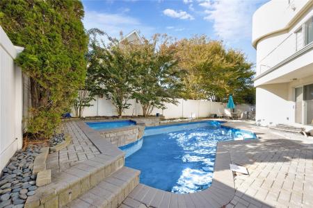 54 Matlock Street, Hempstead, 纽约州 11561, 美国