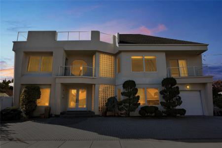 54 Matlock Street, Hempstead, 纽约州 11561, 美国