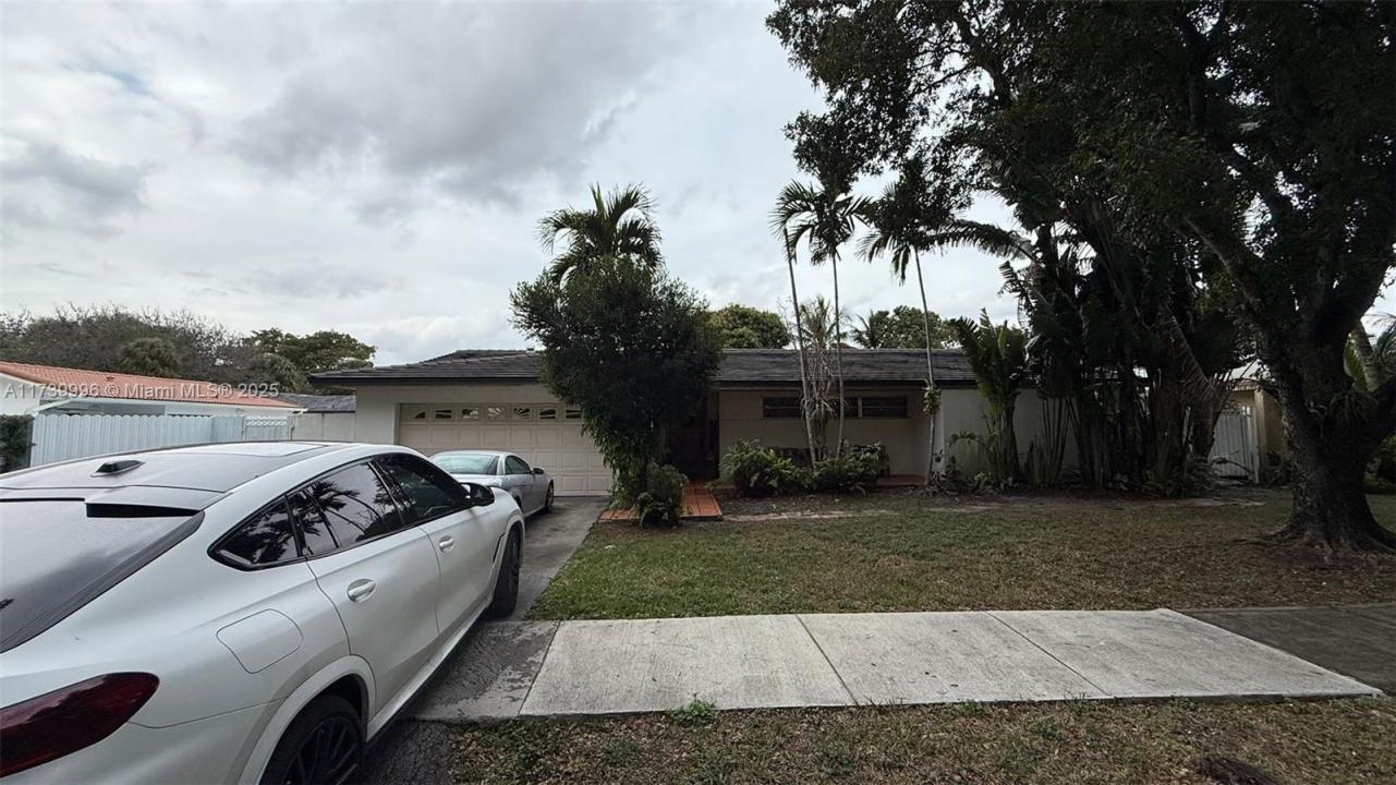 7355 Poinciana Ct, Miami Lakes, 佛羅里達州 33014, 美國