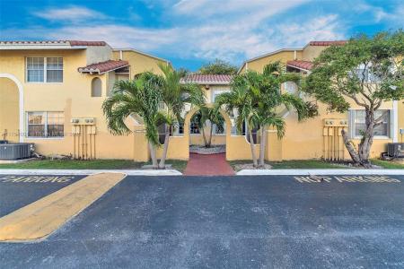 15675 SW 74th Cir Dr 6, Miami, Florida 33193, USA