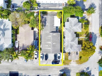 1717 NE 25th St, Wilton Manors, Florida 33305, USA