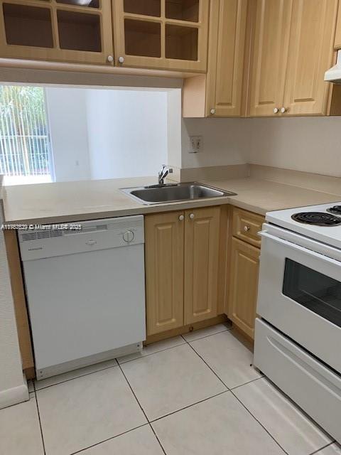 9350 Fontainebleau Blvd 209, Miami, פלורידה 33172, ארצות הברית של אמריקה 