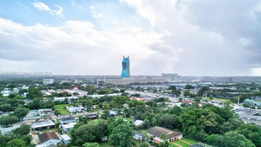 4381 SW 51st St, Dania Beach, Florida 33314, USA