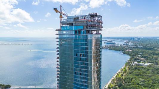 175 SE 25 RD 3902, Miami, Florida 33129, USA