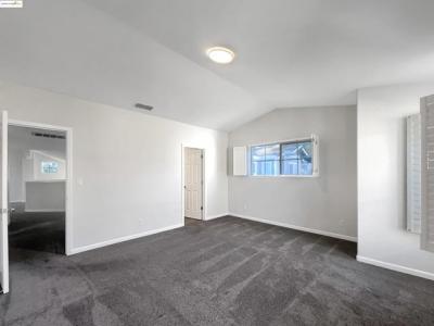 Village Square PL, Pleasant Hill, 加州 94523, 美國