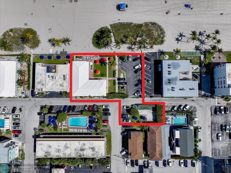 1715 S Surf Rd, Hollywood, Florida 33019
