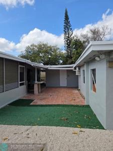 31 Edmund Rd, West Park, Флорида 33023, Соединенные Штаты