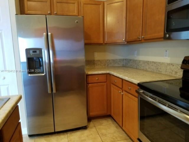 8917 W 35 CT 8917, Hialeah Gardens, 佛罗里达州 33018, 美国