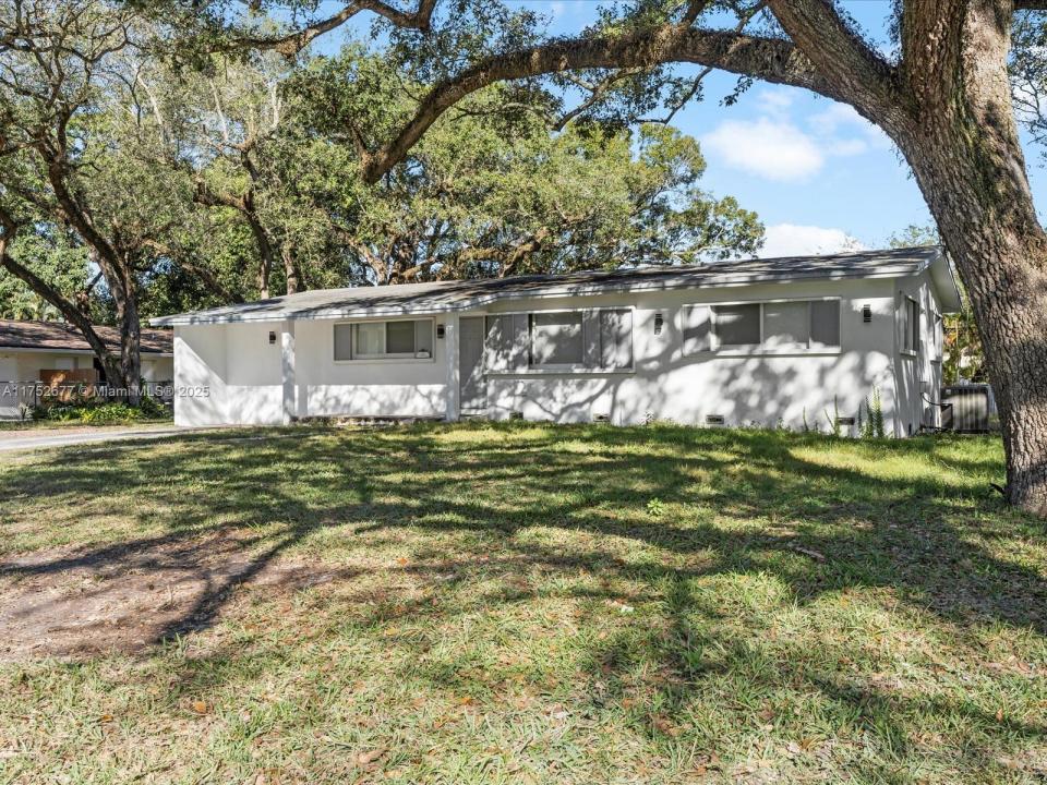 4121 SW 54th Ct, Dania Beach, Florida 33314, USA