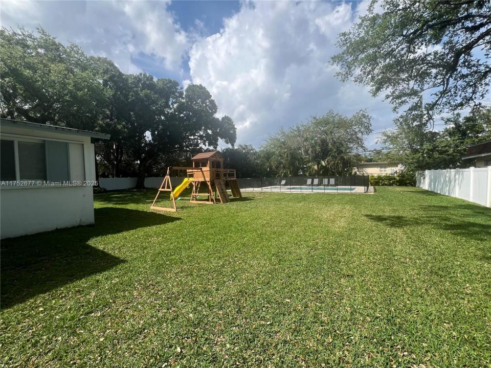 4121 SW 54th Ct, Dania Beach, Florida 33314, USA