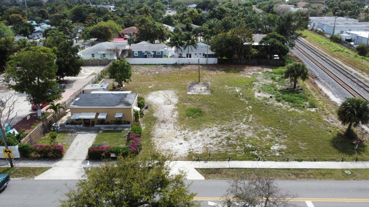 198 SE 4th Street, Osceola Park, Delray Beach, Florida 33483, USA