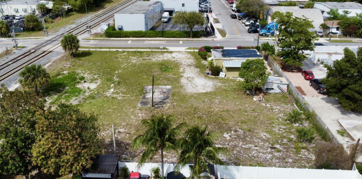 198 SE 4th Street, Osceola Park, Delray Beach, Florida 33483, USA