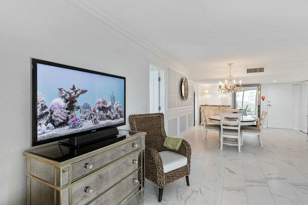 2560 S Ocean Boulevard 518, Palm Beach, Florida 33480