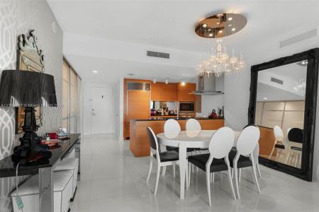 495 Brickell Ave 805, Miami, Florida 33131, USA