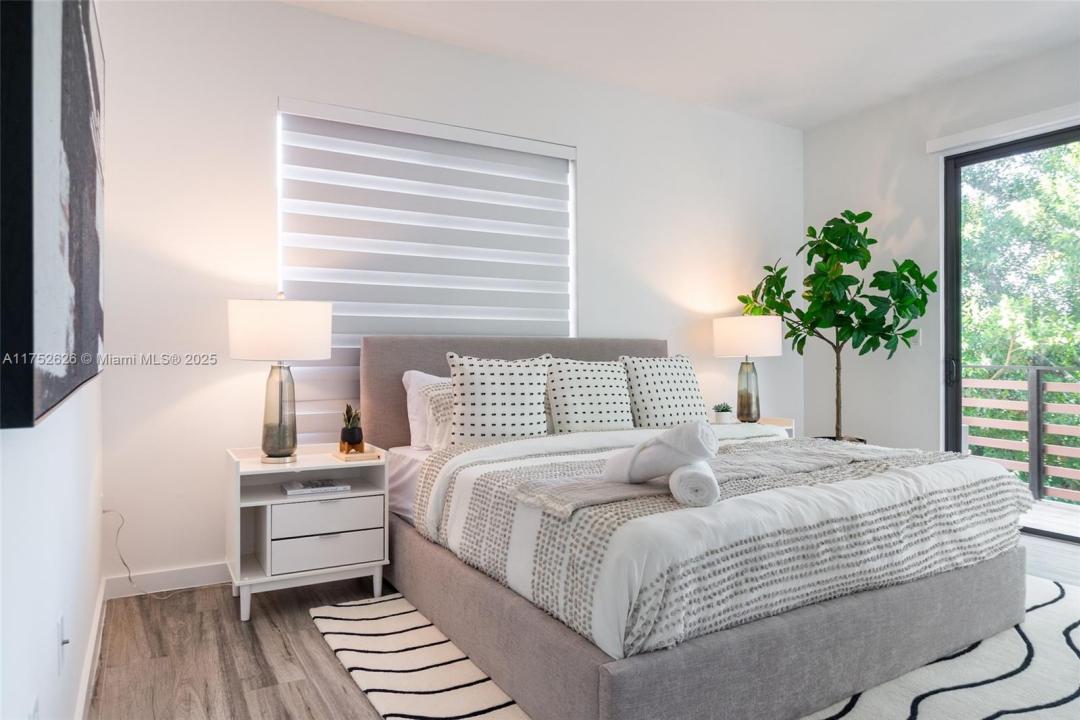 2955 Bird Ave, Miami, Florida 33133, HOA KỲ