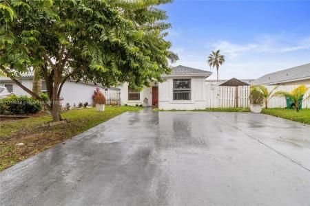 791 SW 10th St, Florida City, Florida 33034, USA