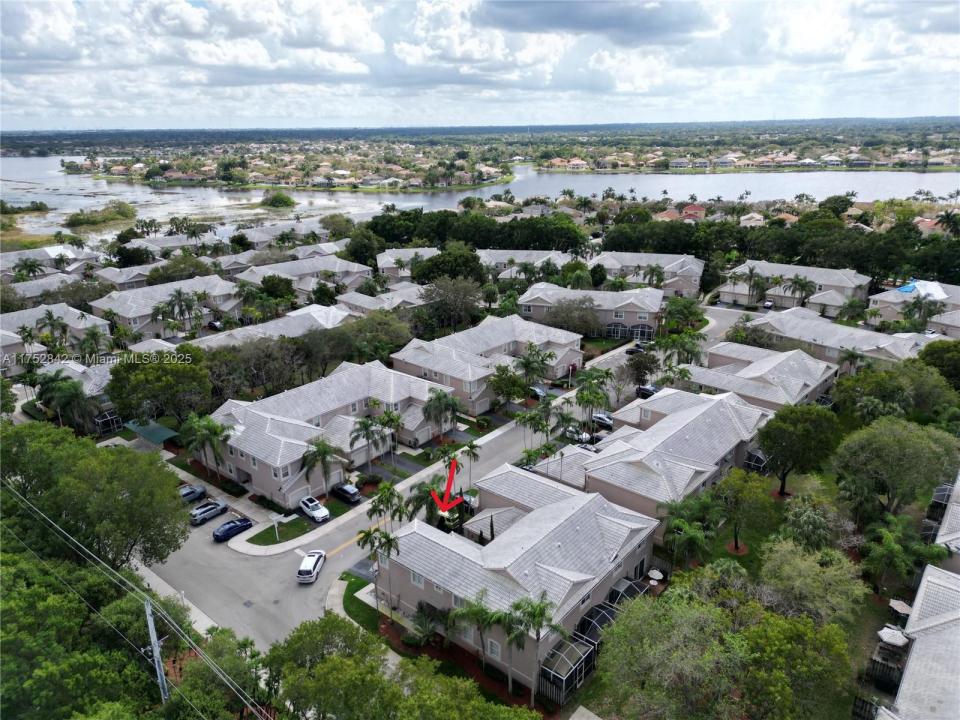 2045 Pompeii Ct 2045, Weston, Florida 33327, USA