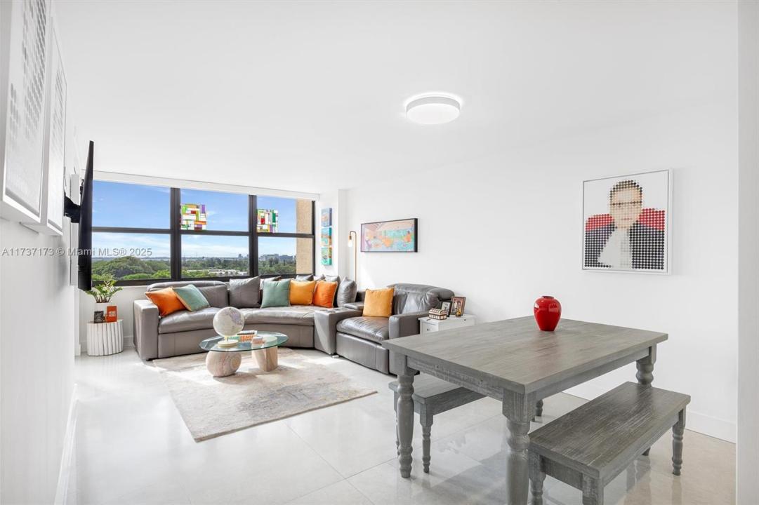 2555 Collins Ave 1106, Miami Beach, 佛罗里达州 33140, 美国