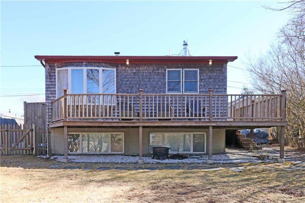 12 Draper Avenue, Middletown, Род Айленд 02842, Соединенные Штаты