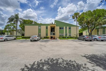 4140 NW 90th Ave 204, Coral Springs, Florida 33065, USA