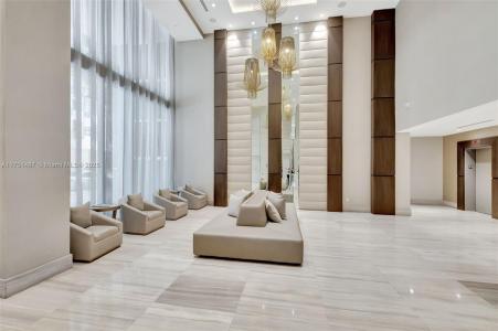 1010 SW 2nd Ave LPH05, Miami, Florida 33130, USA