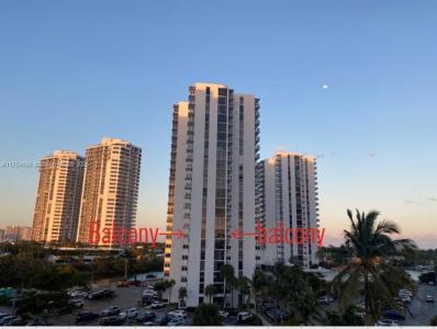 20505 E Country Club Dr 738, Aventura, Florida 33180, USA